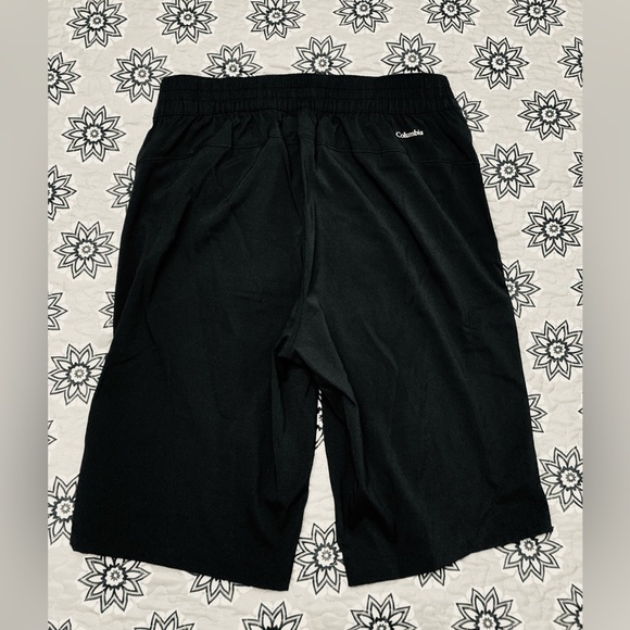 Men’s Columbia lightweight shorts - Picture 2 of 8
